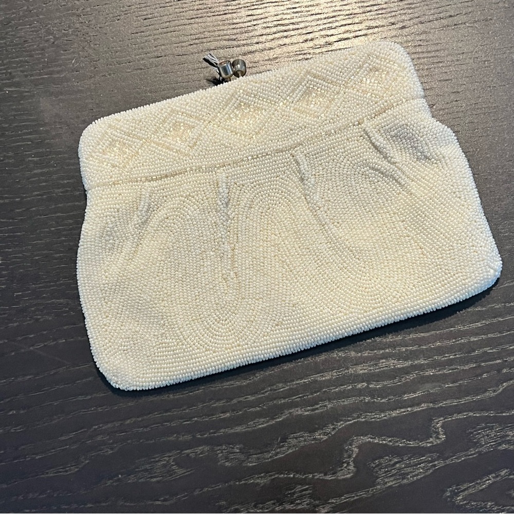 Vintage Beaded Clutch with Kiss-Lock Closure